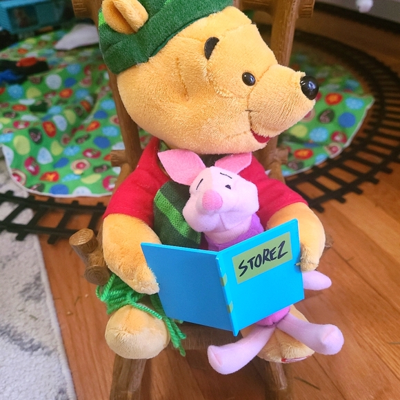 Disney Winnie the Pooh Animated Plush - Picture 3 of 7